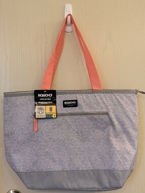 Igloo 30 Can Cooler Tote Bag Light Gray Coral Insulated Picnic Beach Bag NWT